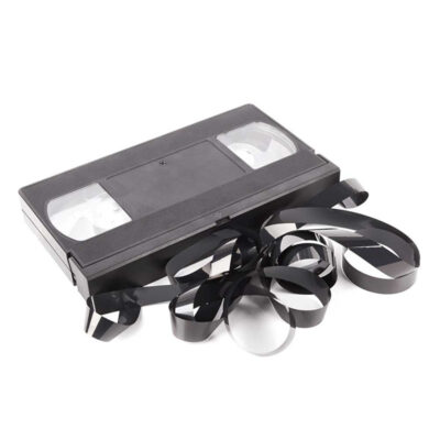 Réparation de cassettes vidéo et audio.
